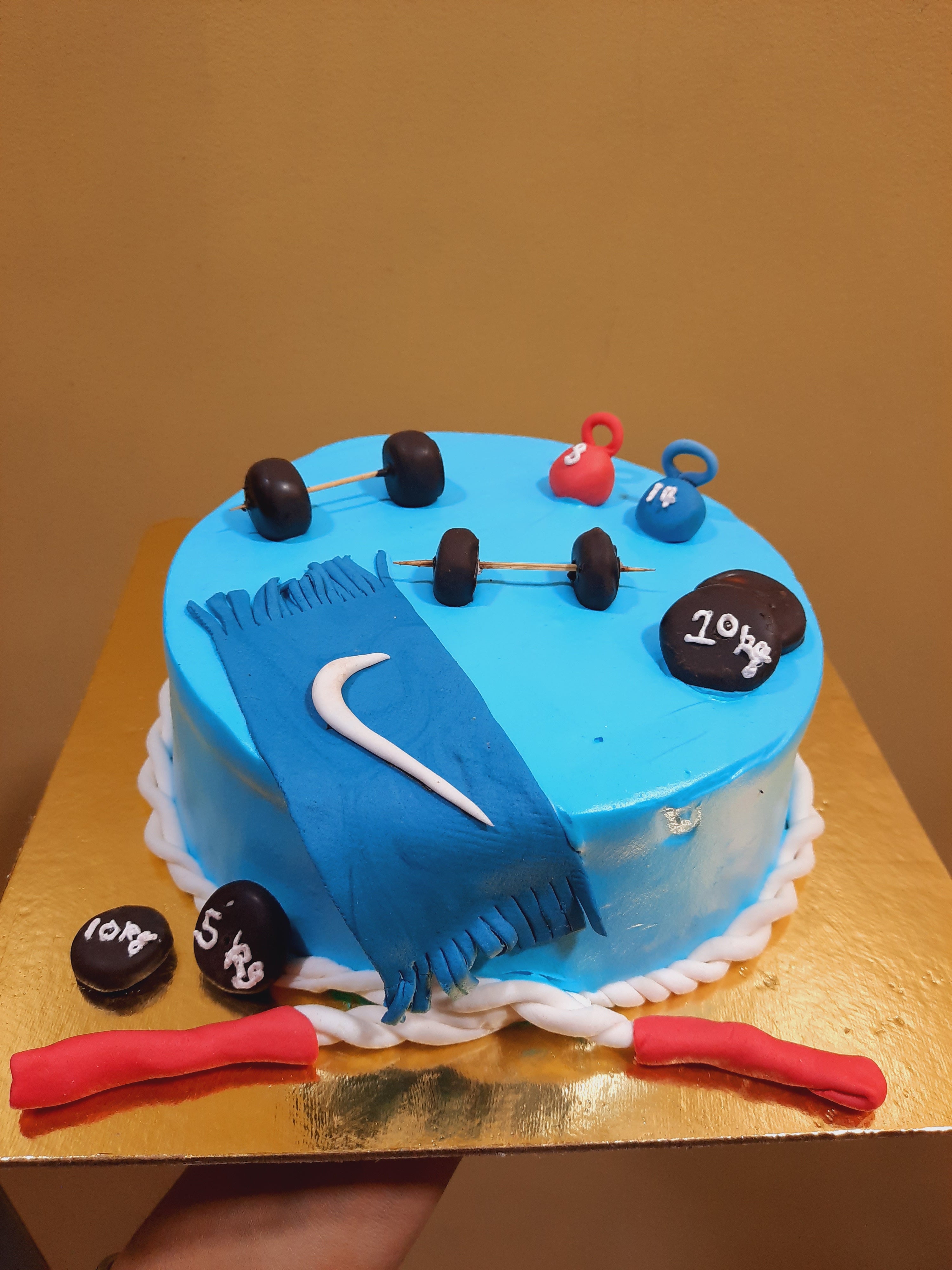 Order Gym Lover Cake 2 Online From Varushi Cake Queen,Kharar